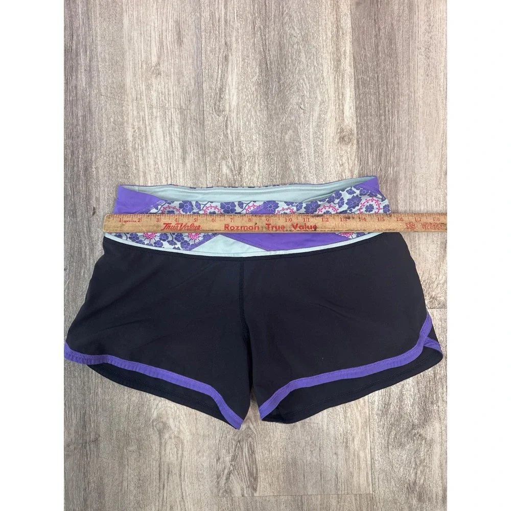 Lululemon Groovy Run shorts in Black Power Purple Flora Run Speed‎ Short Size 6